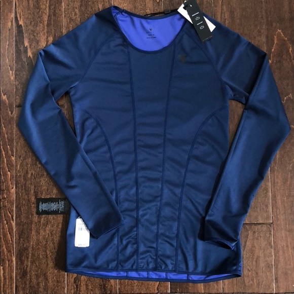 Y.A.S Sport Reversible Top - Picture 2 of 2